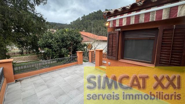 For rent of flat in Albanyà