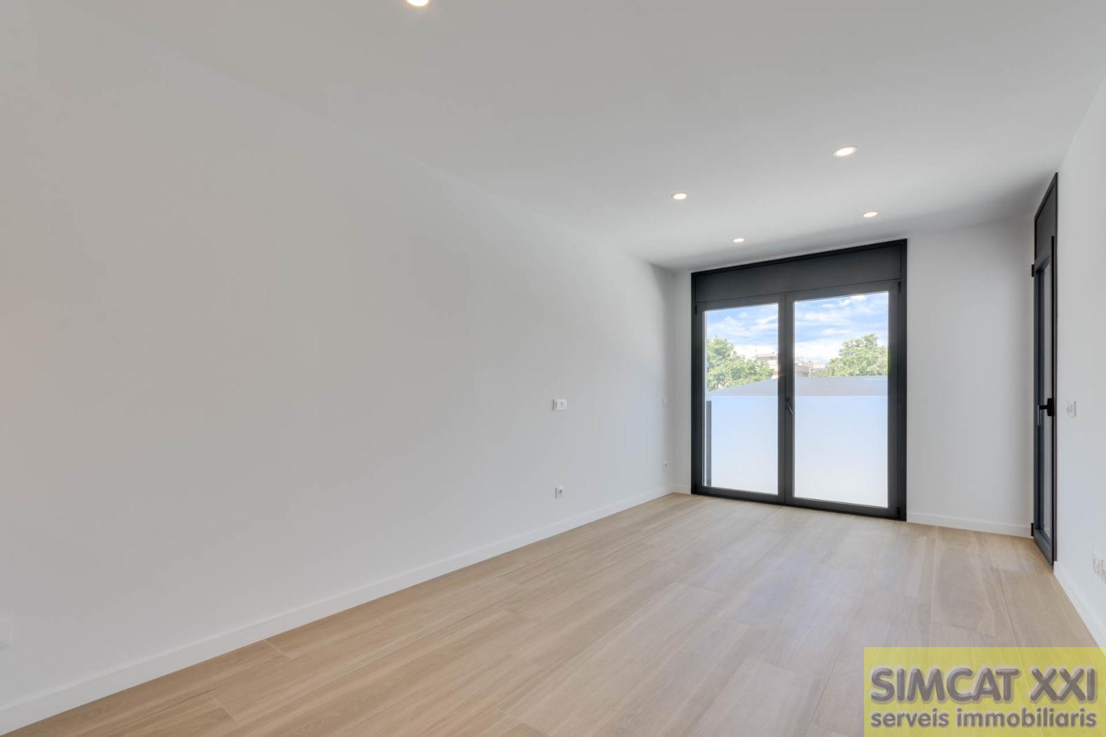 For sale of flat in Roses