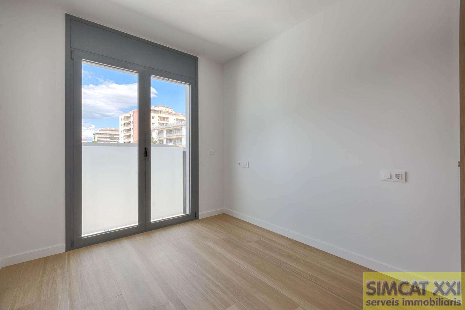 For sale of flat in Roses