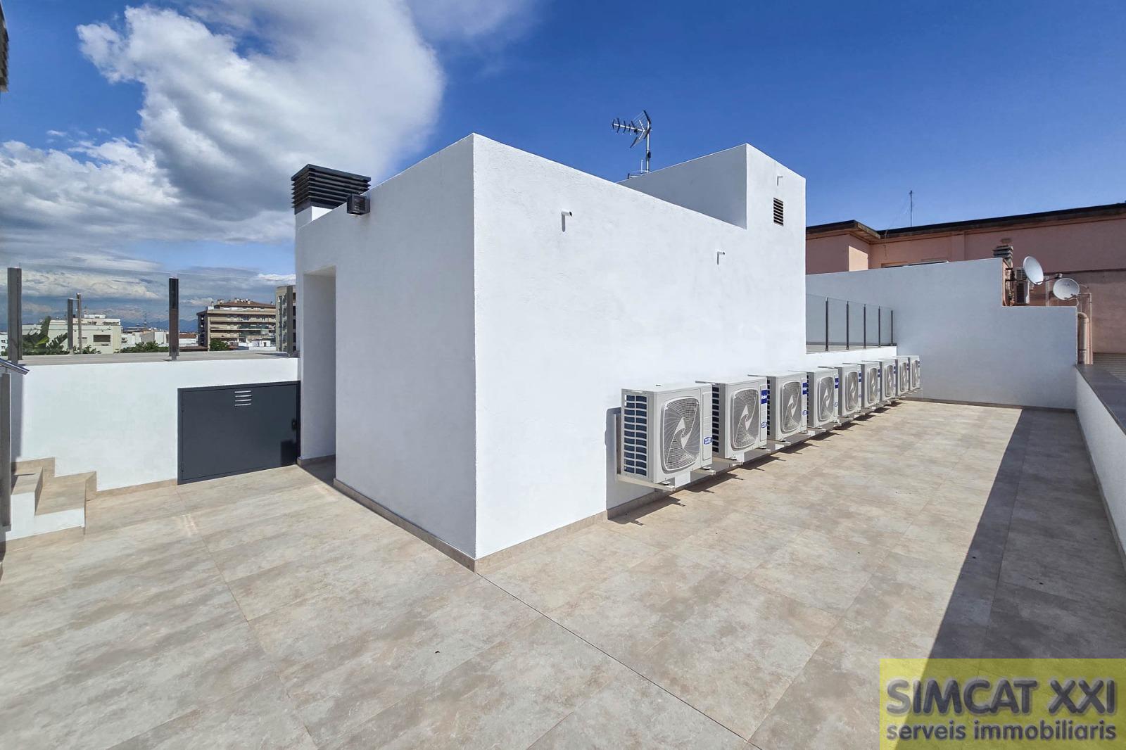 For sale of flat in Roses