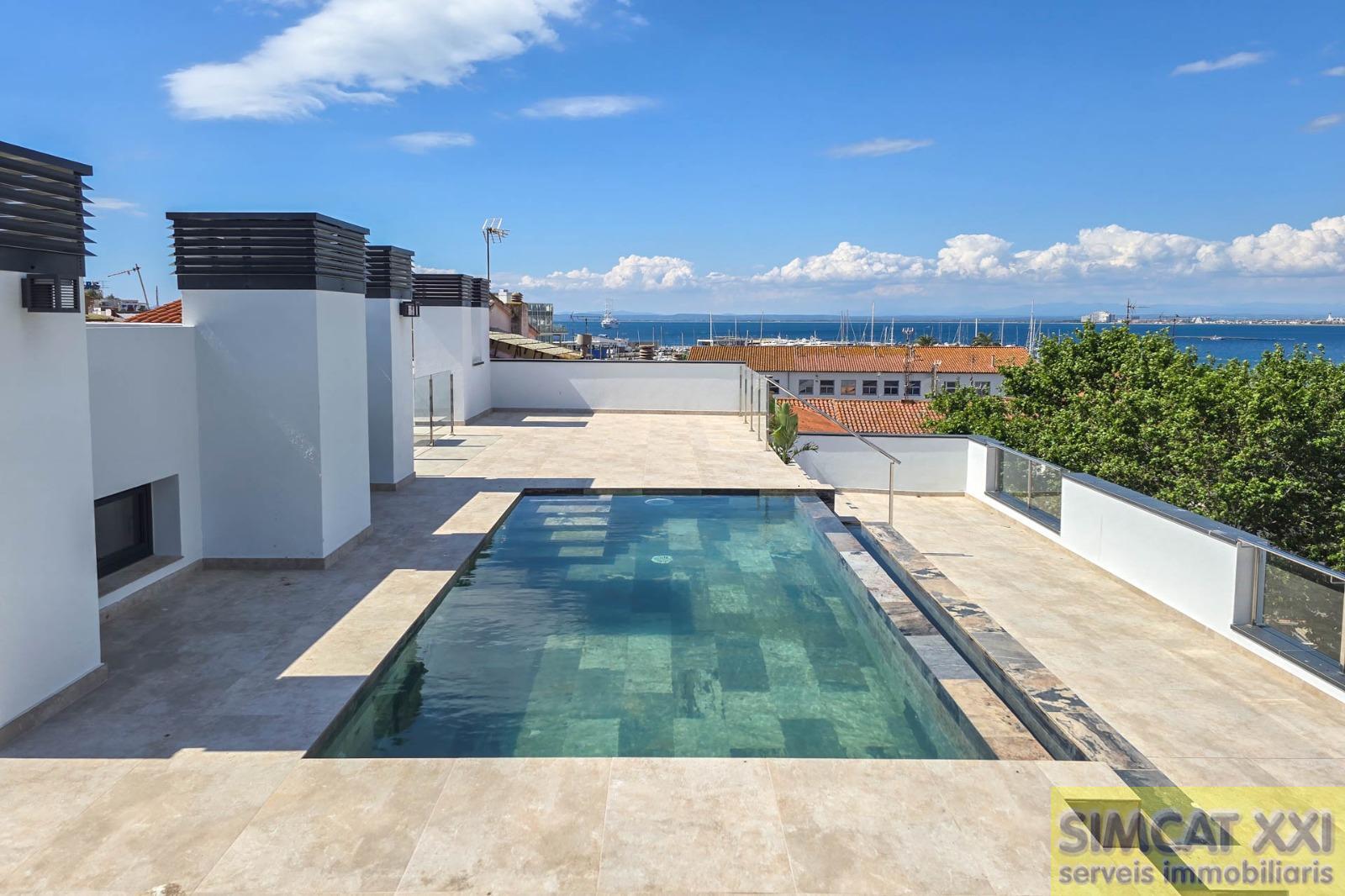 For sale of flat in Roses