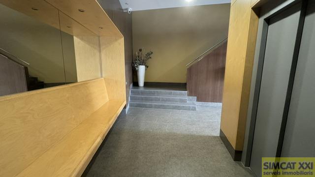 For sale of study in Figueres