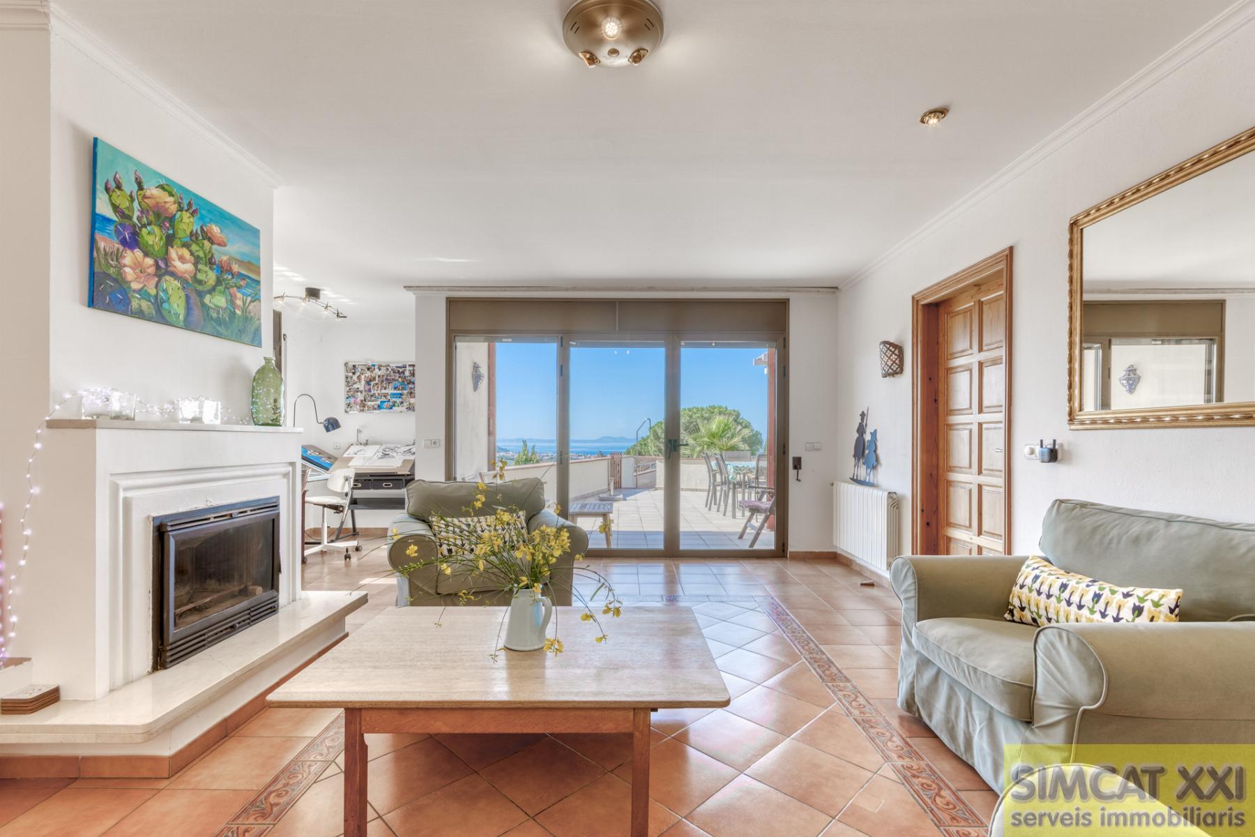 For sale of house in Roses