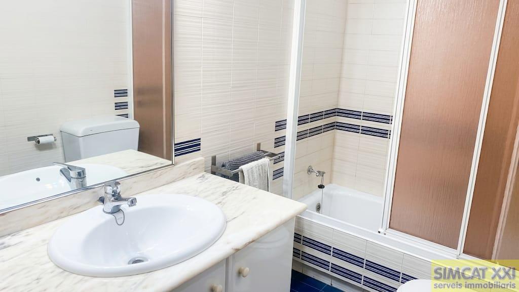 For sale of flat in Figueres