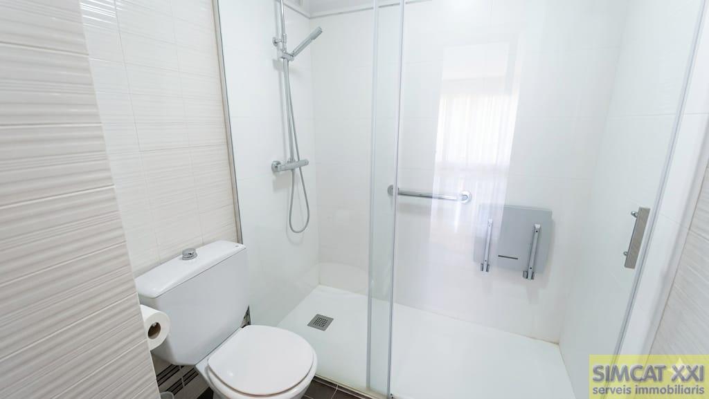 For sale of flat in Figueres