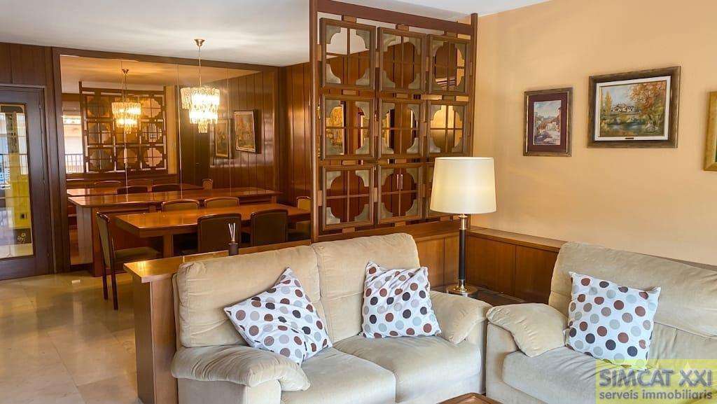 For sale of flat in Figueres