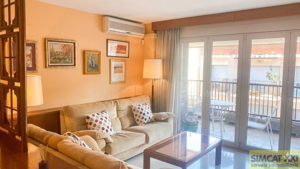 For sale of flat in Figueres