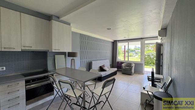 For sale of apartment in Roses