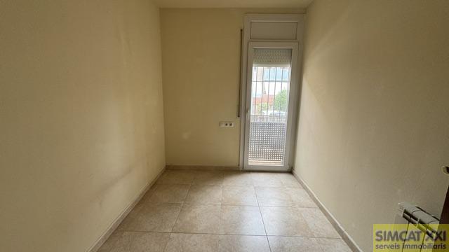 For sale of flat in Figueres