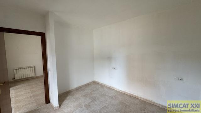 For sale of flat in Figueres