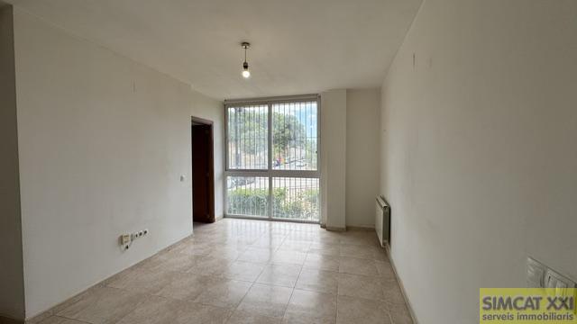 For sale of flat in Figueres