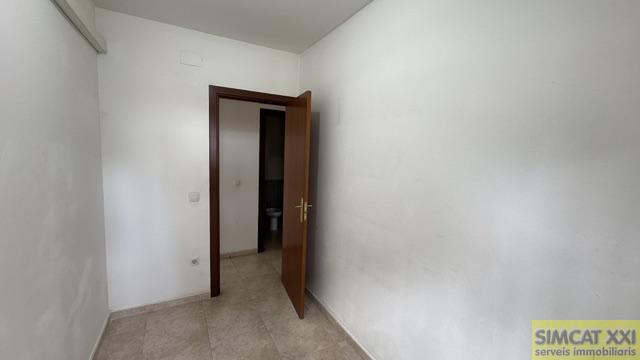 For sale of flat in Figueres