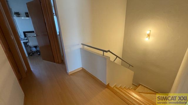 For sale of house in Palau-Saverdera