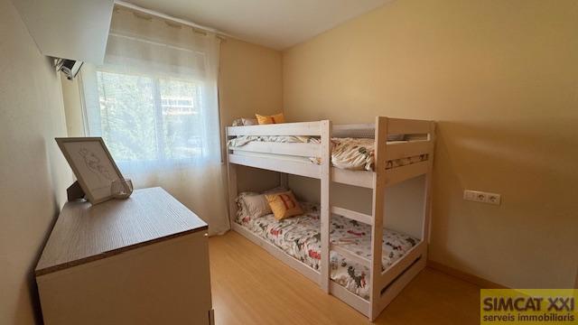 For sale of house in Palau-Saverdera