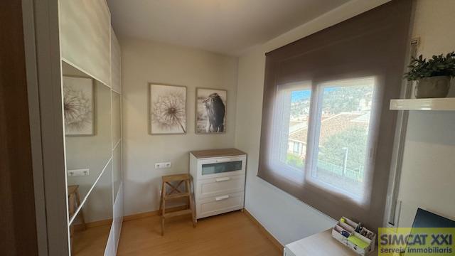 For sale of house in Palau-Saverdera