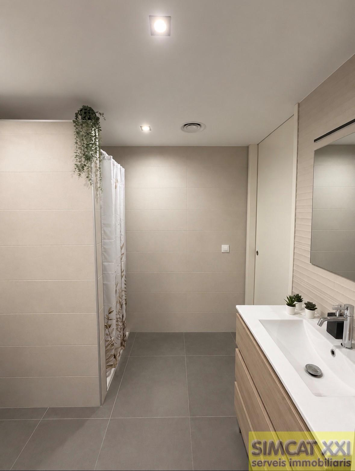 For sale of house in Figueres