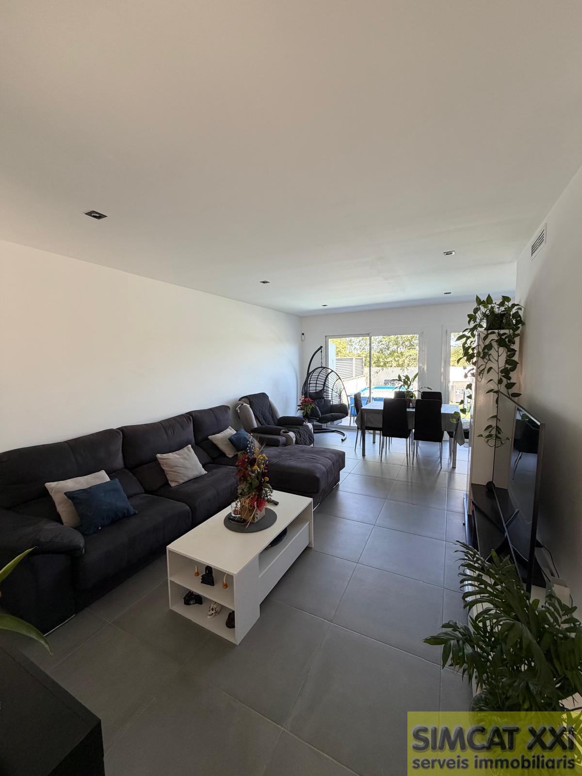 For sale of house in Figueres