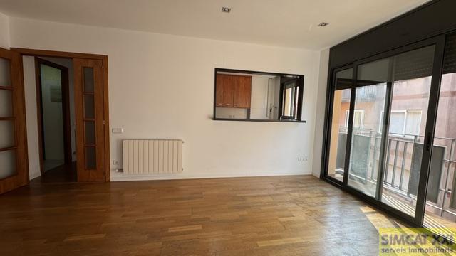 For sale of duplex in Figueres