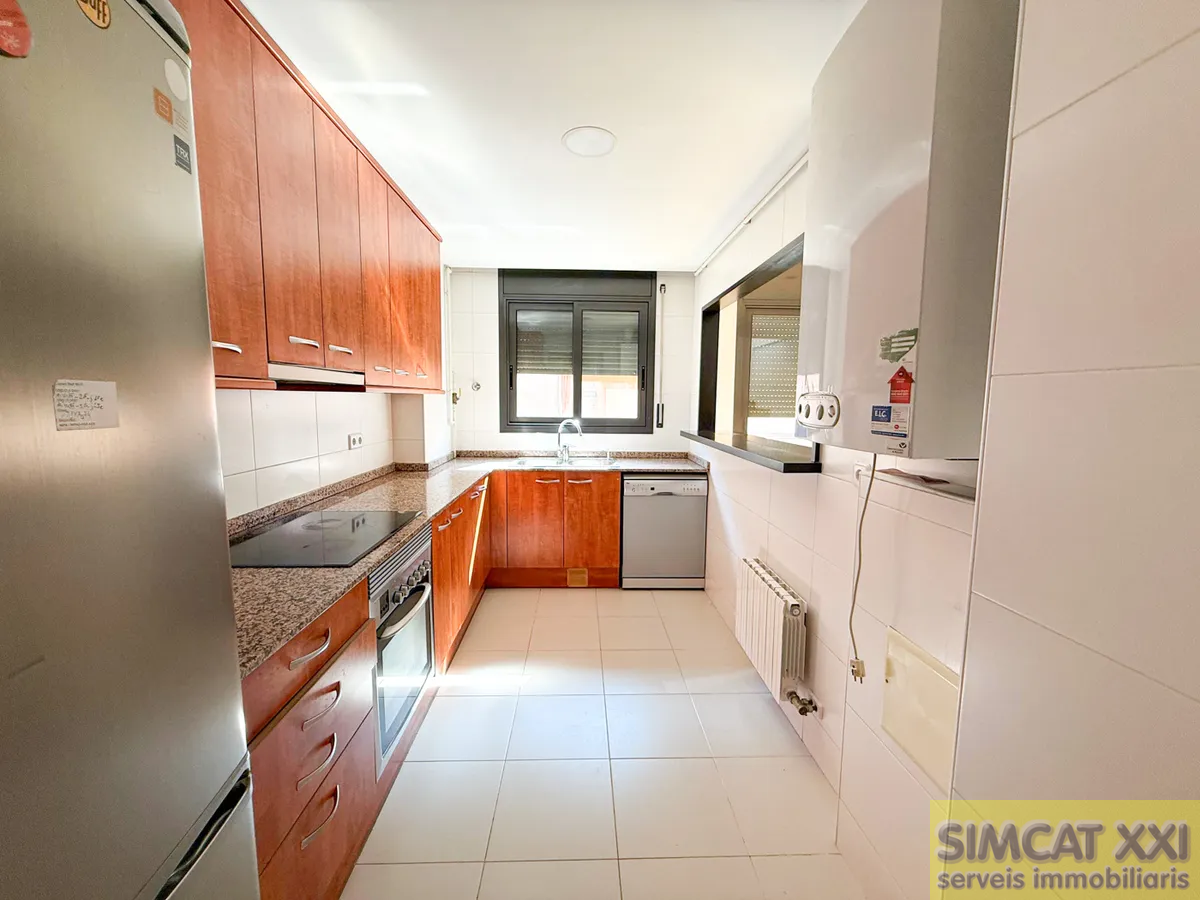 For sale of duplex in Figueres