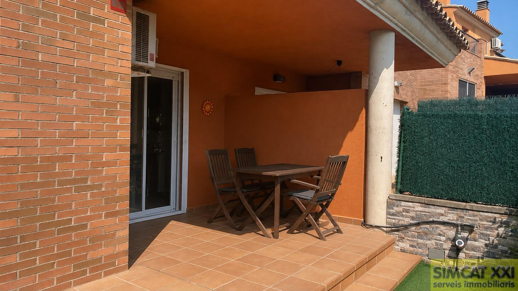 For sale of house in Lladó