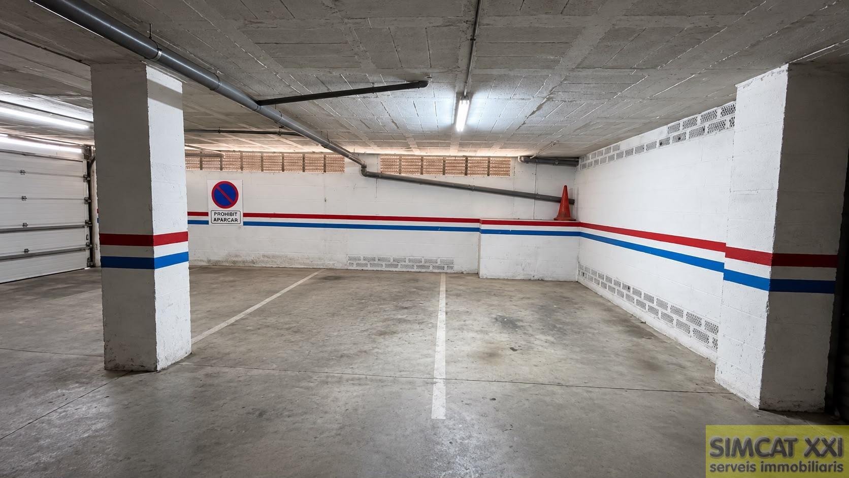 For sale of flat in Figueres