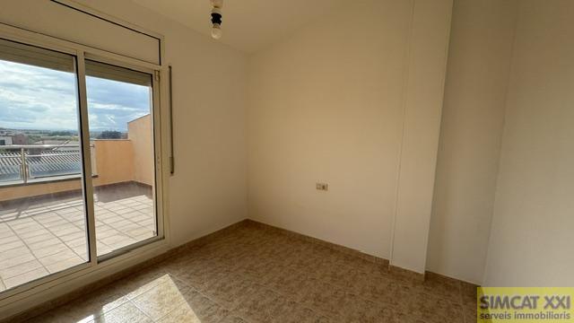 For sale of flat in Figueres