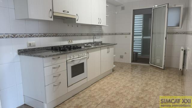 For sale of flat in Figueres