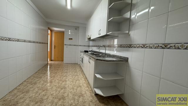For sale of flat in Figueres