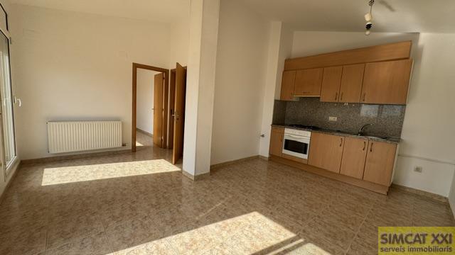 For sale of flat in Figueres
