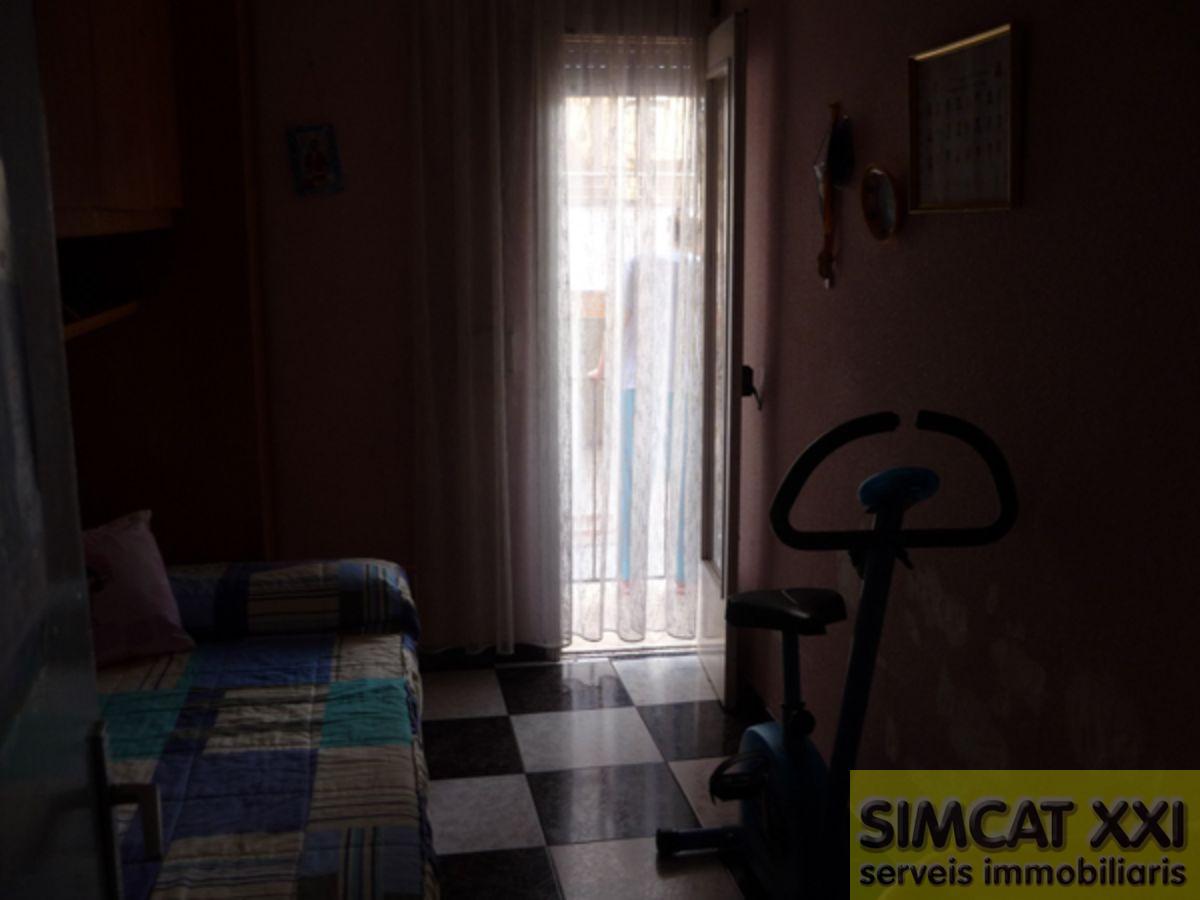 For sale of flat in Figueres