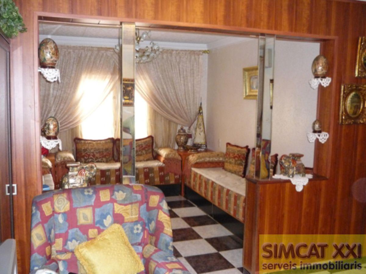 For sale of flat in Figueres