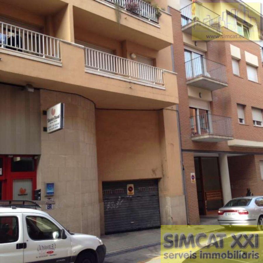 For sale of garage in Figueres