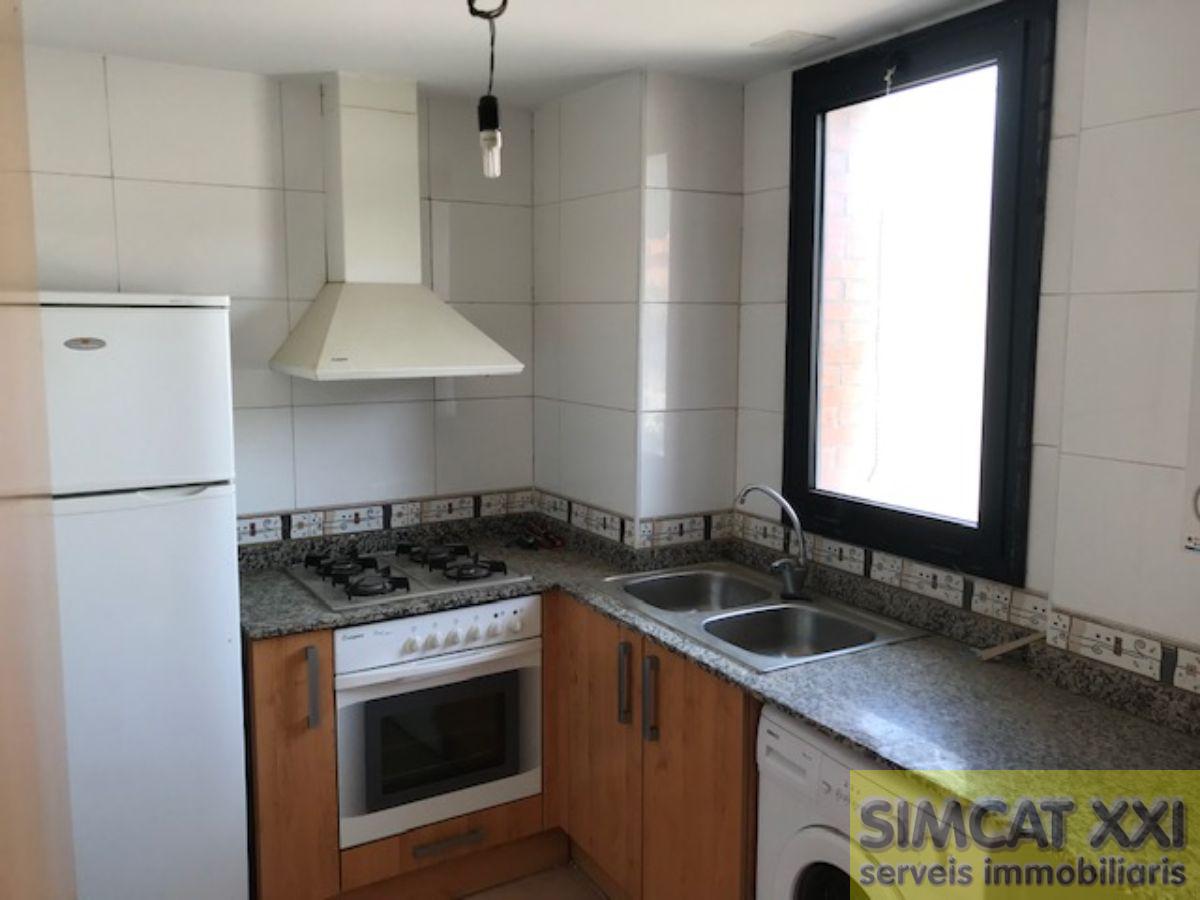 For sale of flat in Agullana