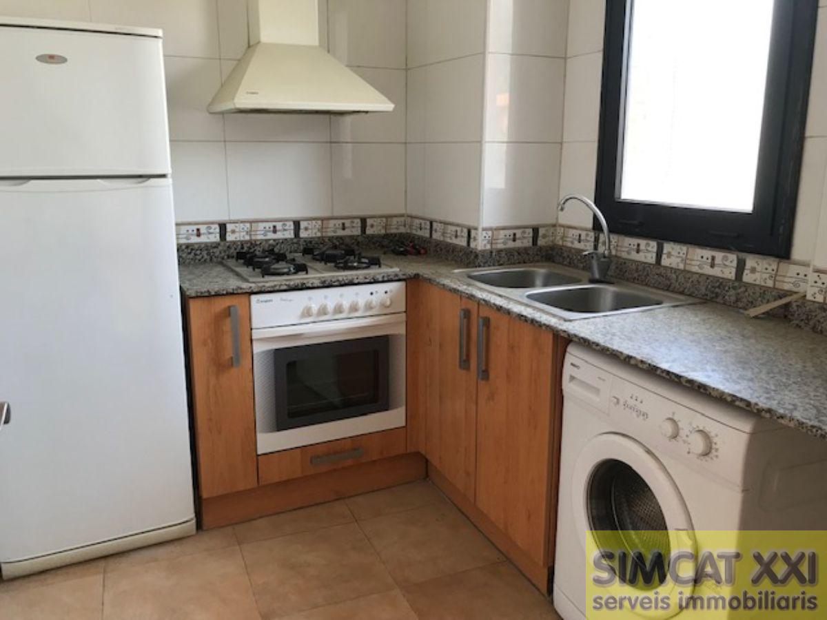 For sale of flat in Agullana