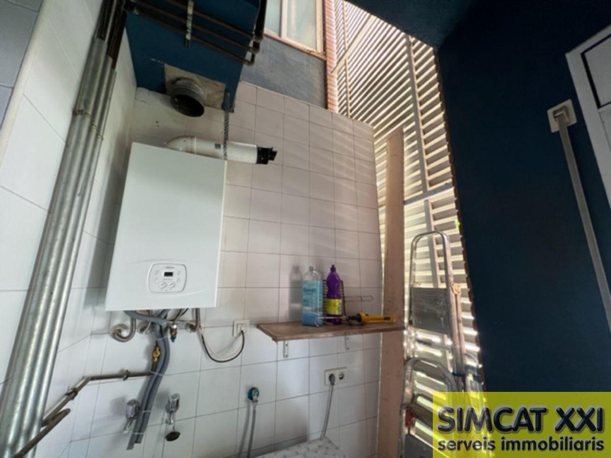 For sale of flat in Figueres