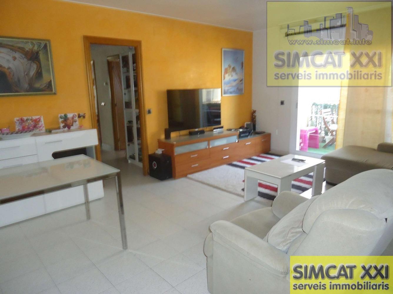 For sale of flat in Figueres