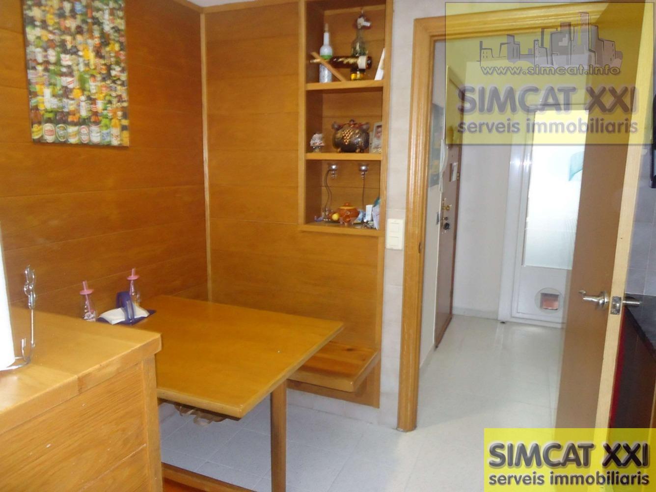 For sale of flat in Figueres