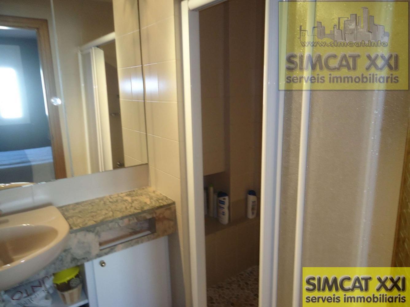 For sale of flat in Figueres