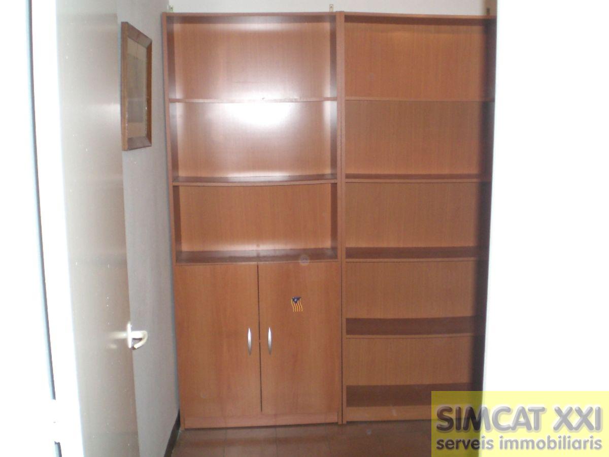 For sale of flat in Figueres