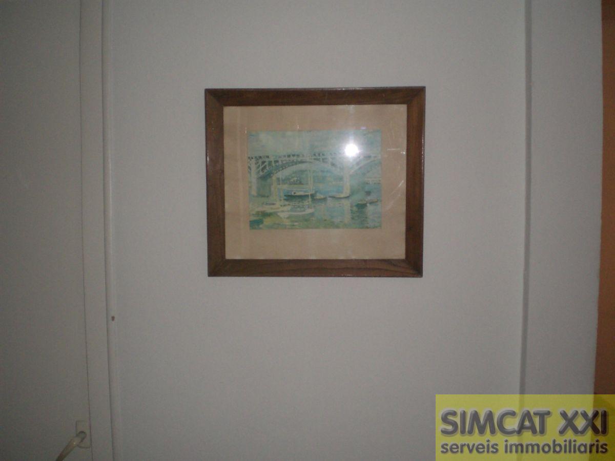 For sale of flat in Figueres