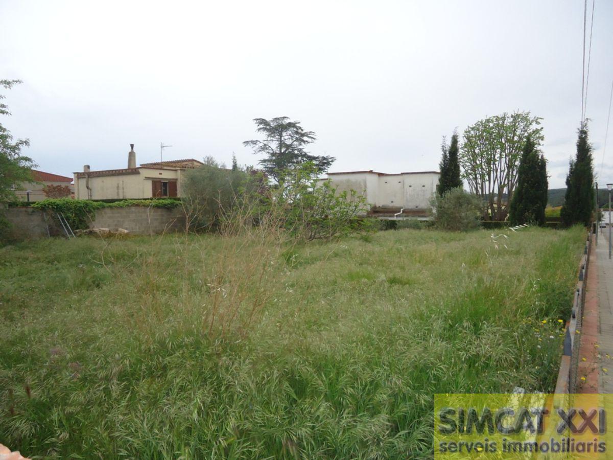 For sale of land in Sant Miquel de Fluvià
