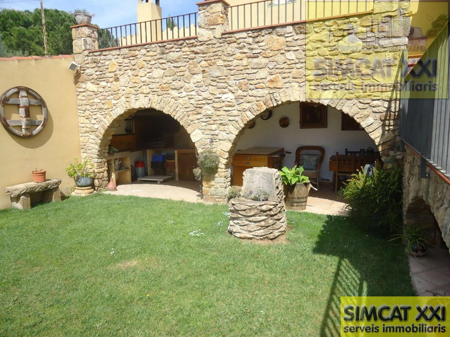 For sale of house in Garrigàs
