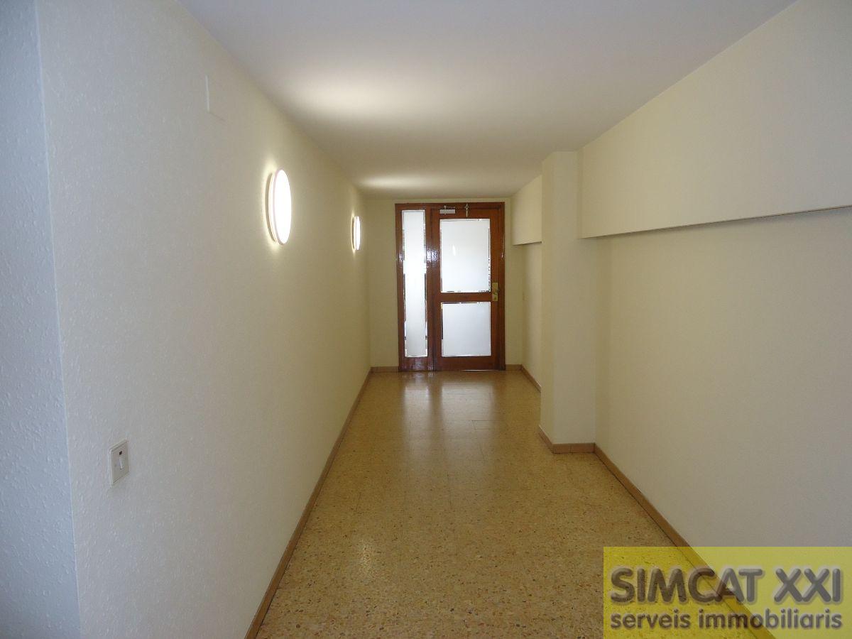 For sale of flat in Figueres