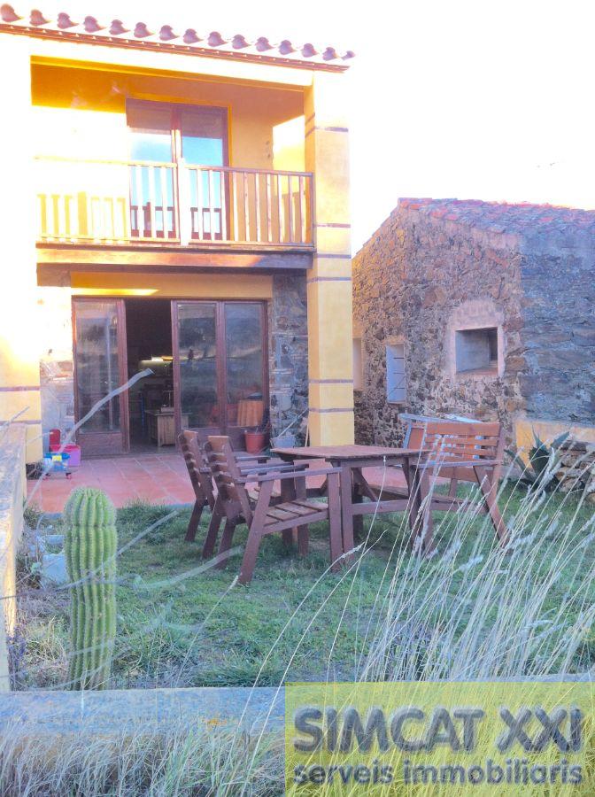 For sale of house in Espolla
