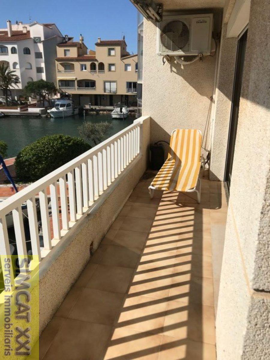 For sale of apartment in Empuriabrava