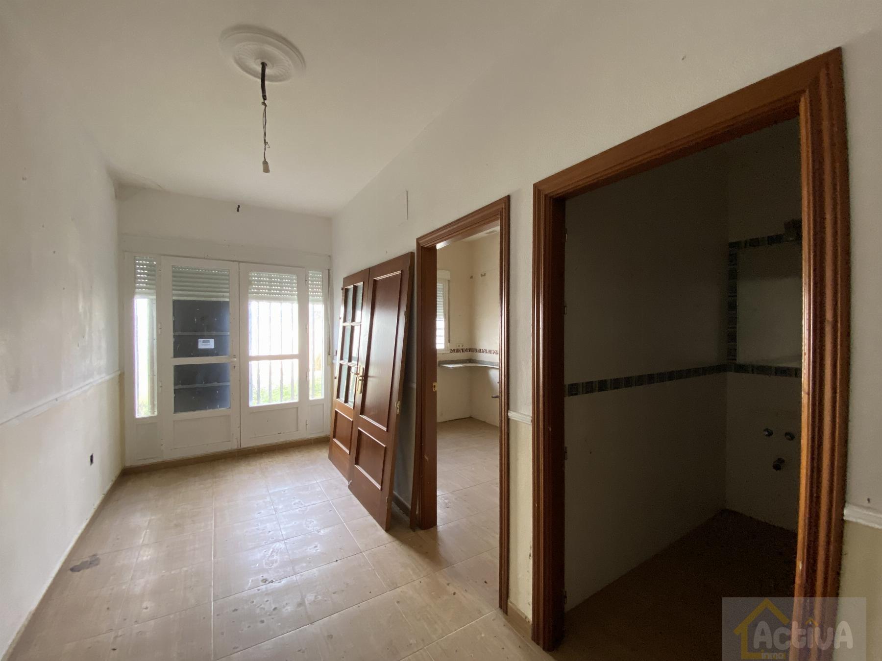 For sale of house in Montijo
