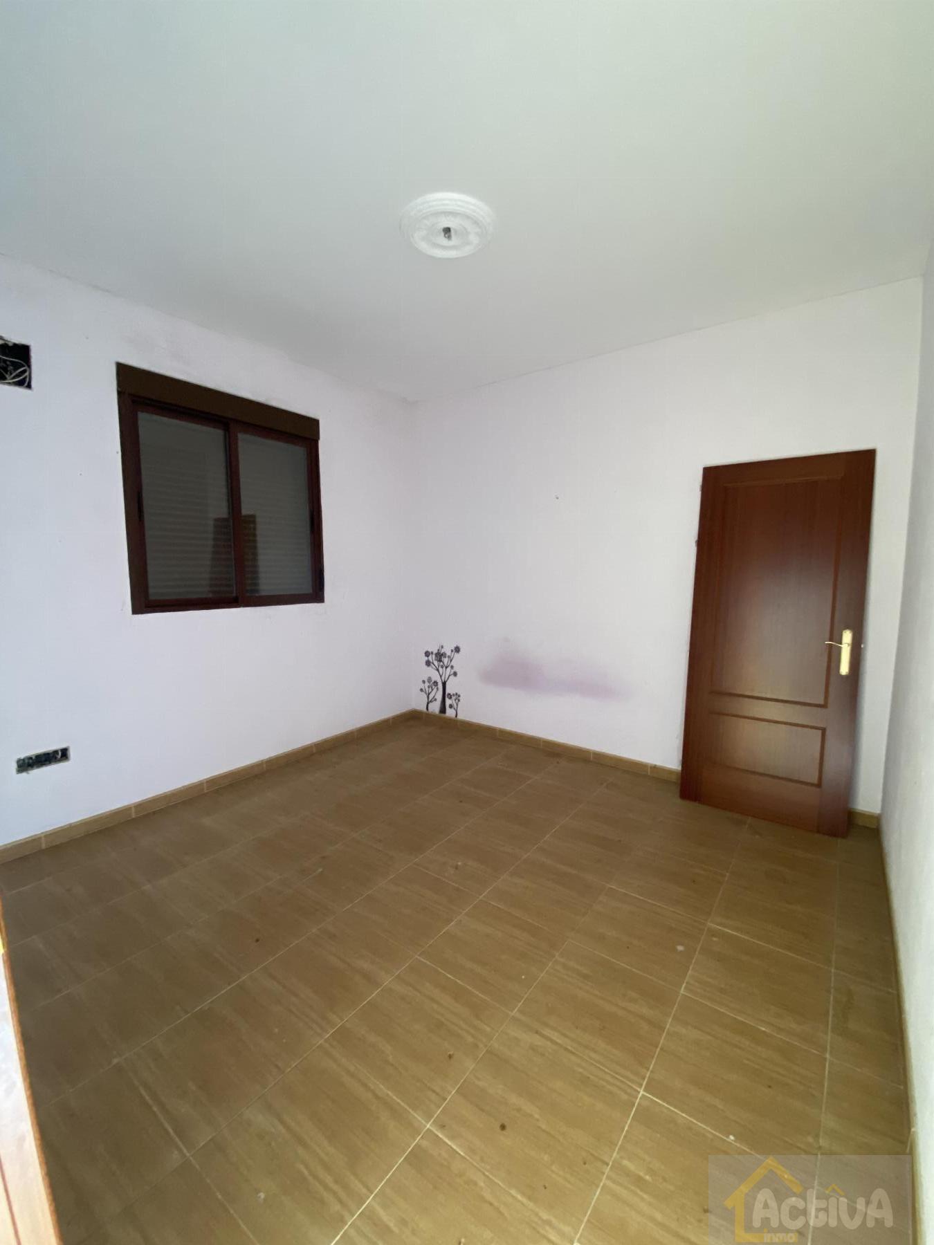 For sale of house in Montijo