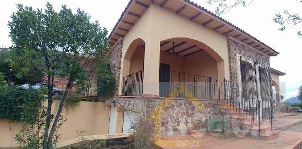 Venta de finca rústica en Oliva de Mérida