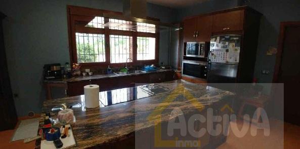 Venta de finca rústica en Oliva de Mérida