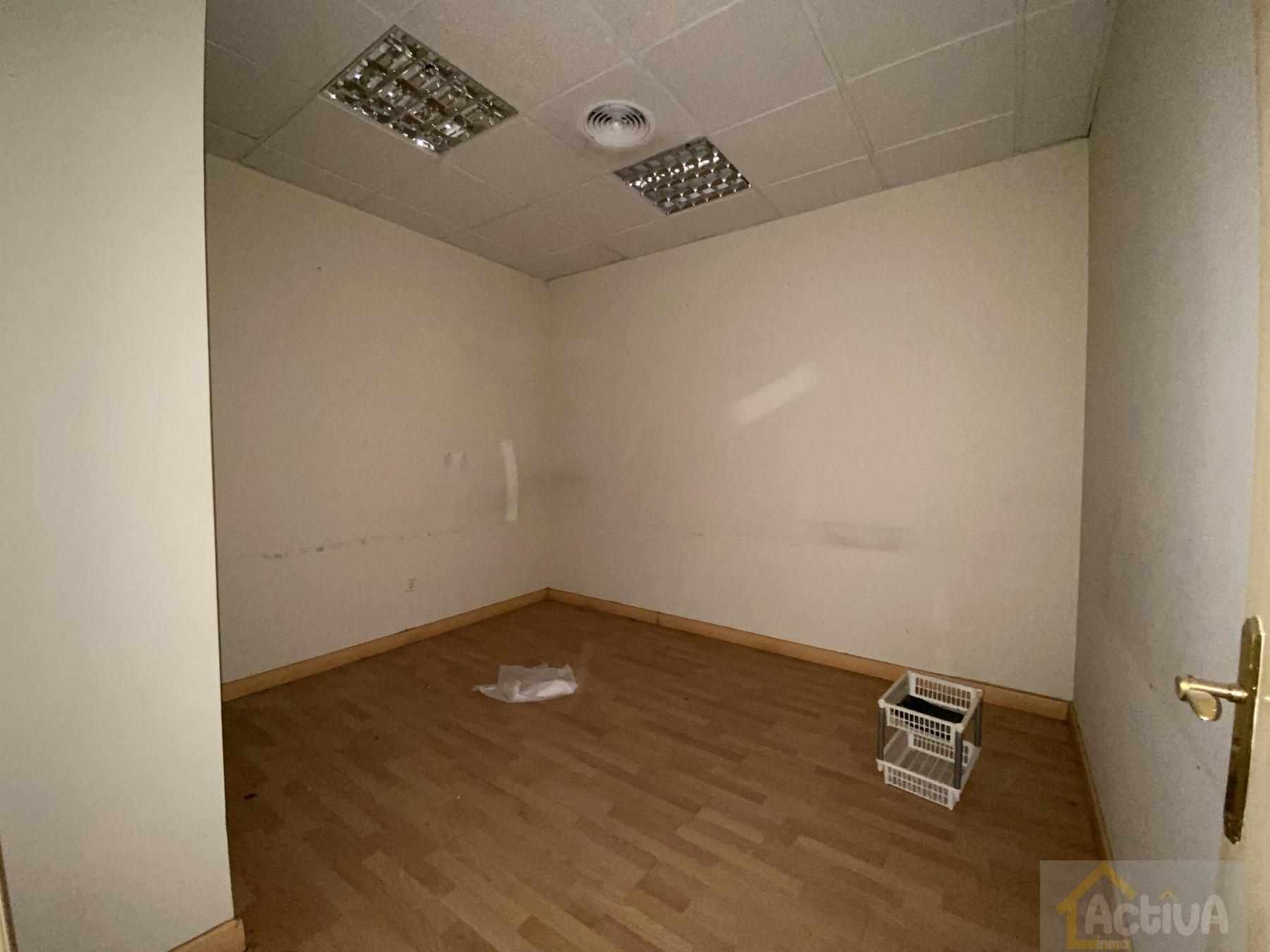 For sale of commercial in Mérida